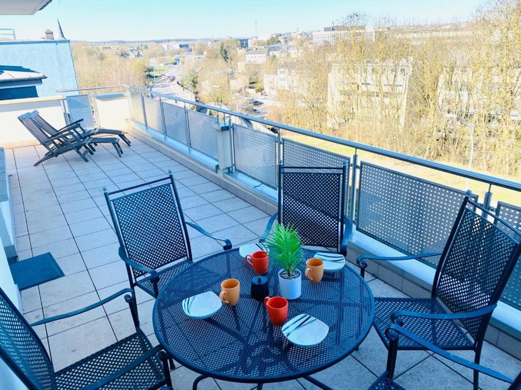 Big Penthouse 2 Bedrooms In Center With Parking And Largeterrace-41 Luxemburg Exteriör bild